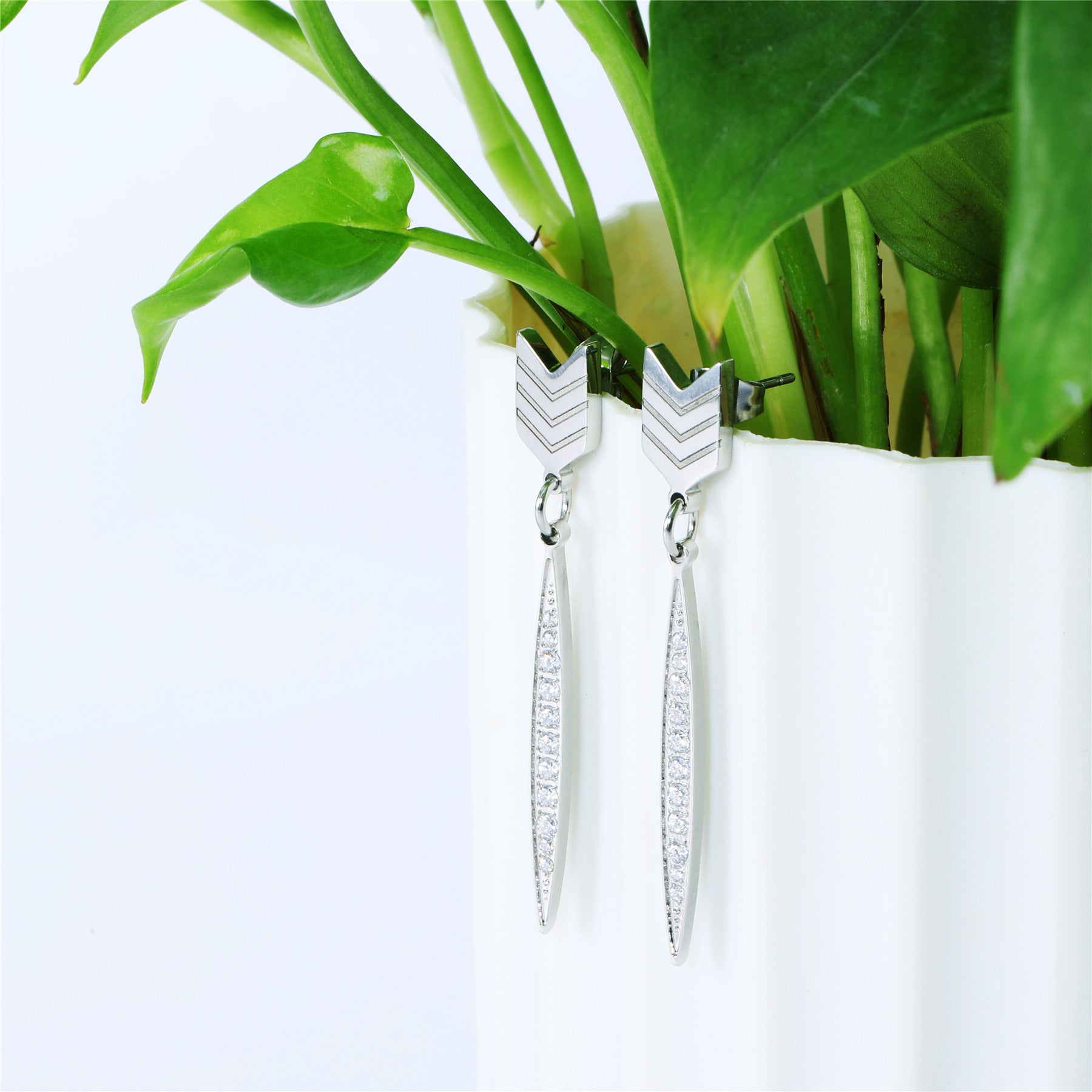 Addison 18k White Gold Plated Arrow Drop Dangle Earrings with Simulated Diamond Crystals — Final Sal