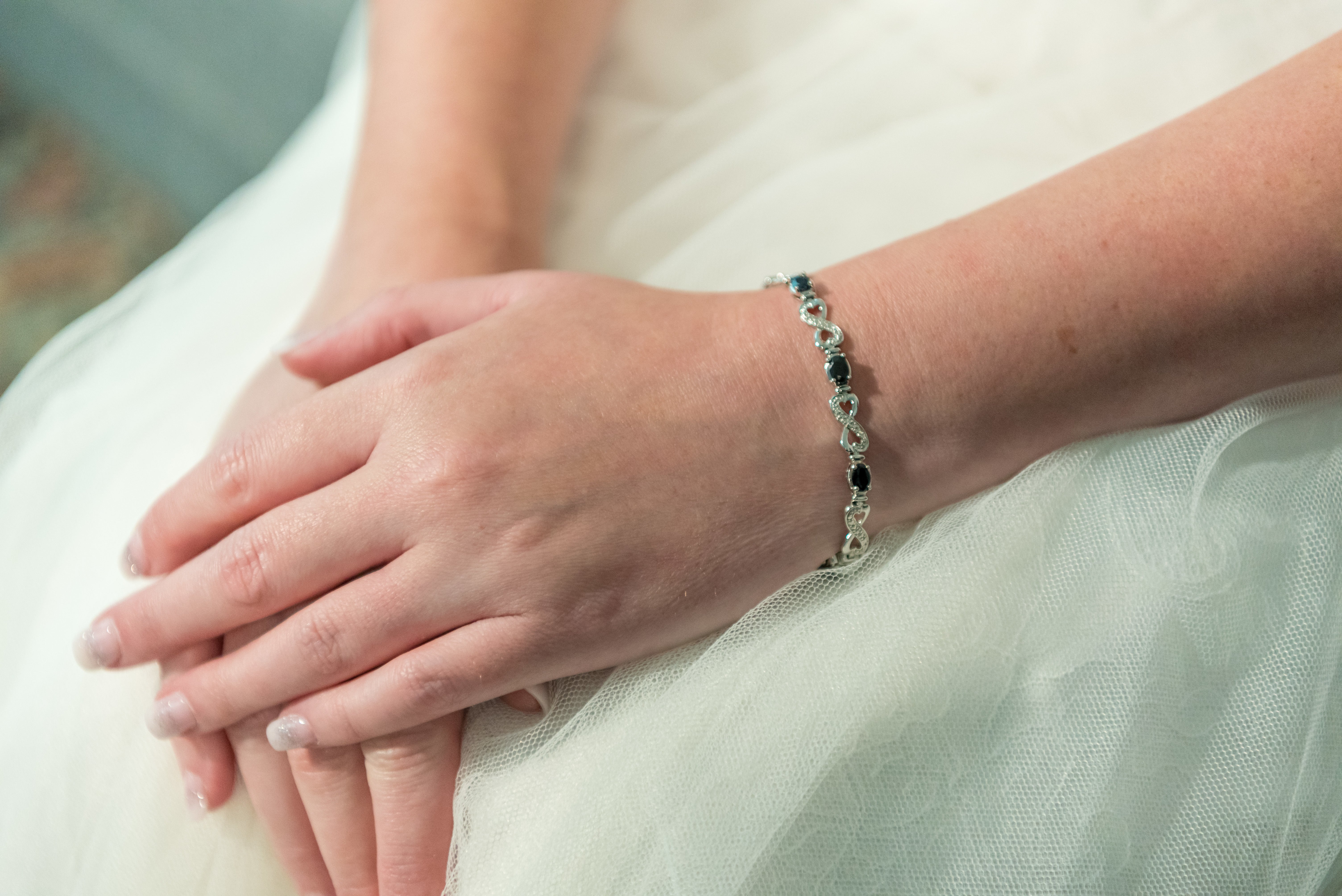 5 Must-Have Cate & Chloe Jewelry for This Spring Season