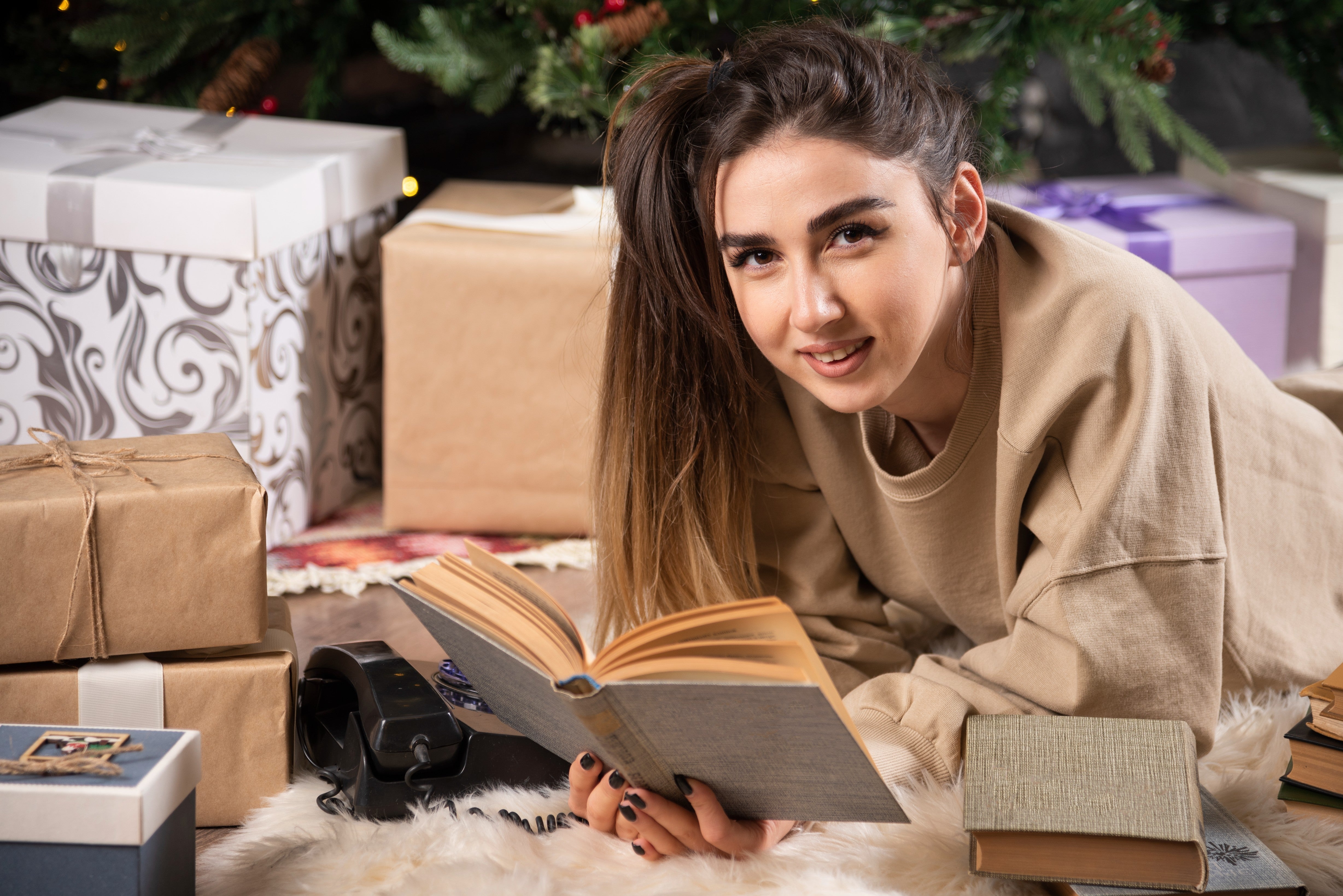 Gift Ideas for the Fashion-Forward Student: Jewelry That Makes a Statement