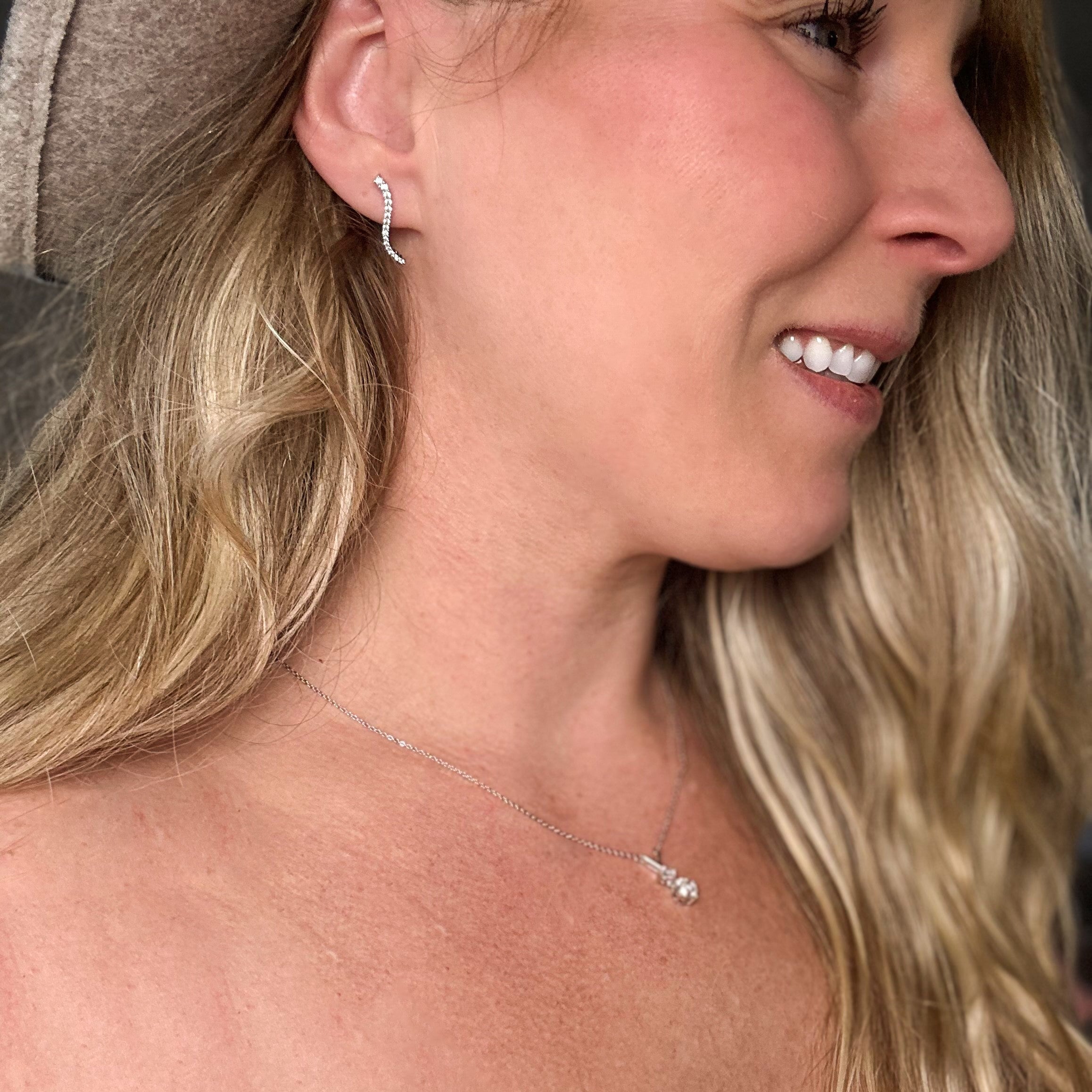 what 18k gold plated hoop earrings 3 pack if I have small earlobes