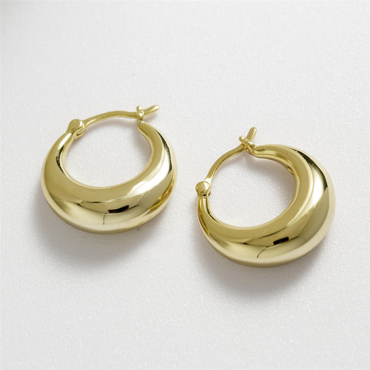 Jacqueline 18k White Gold Plated 21mm Chunky Hoop Earrings