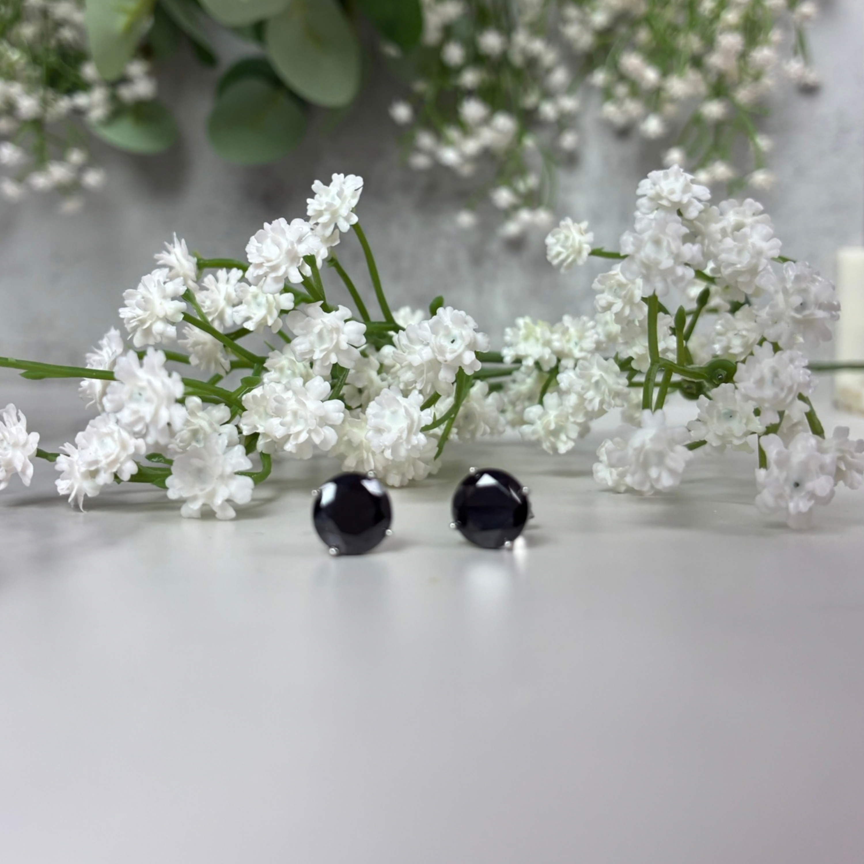 Dina 18k White Gold Plated Stud Earrings with Black Gemstone - Fab Fav