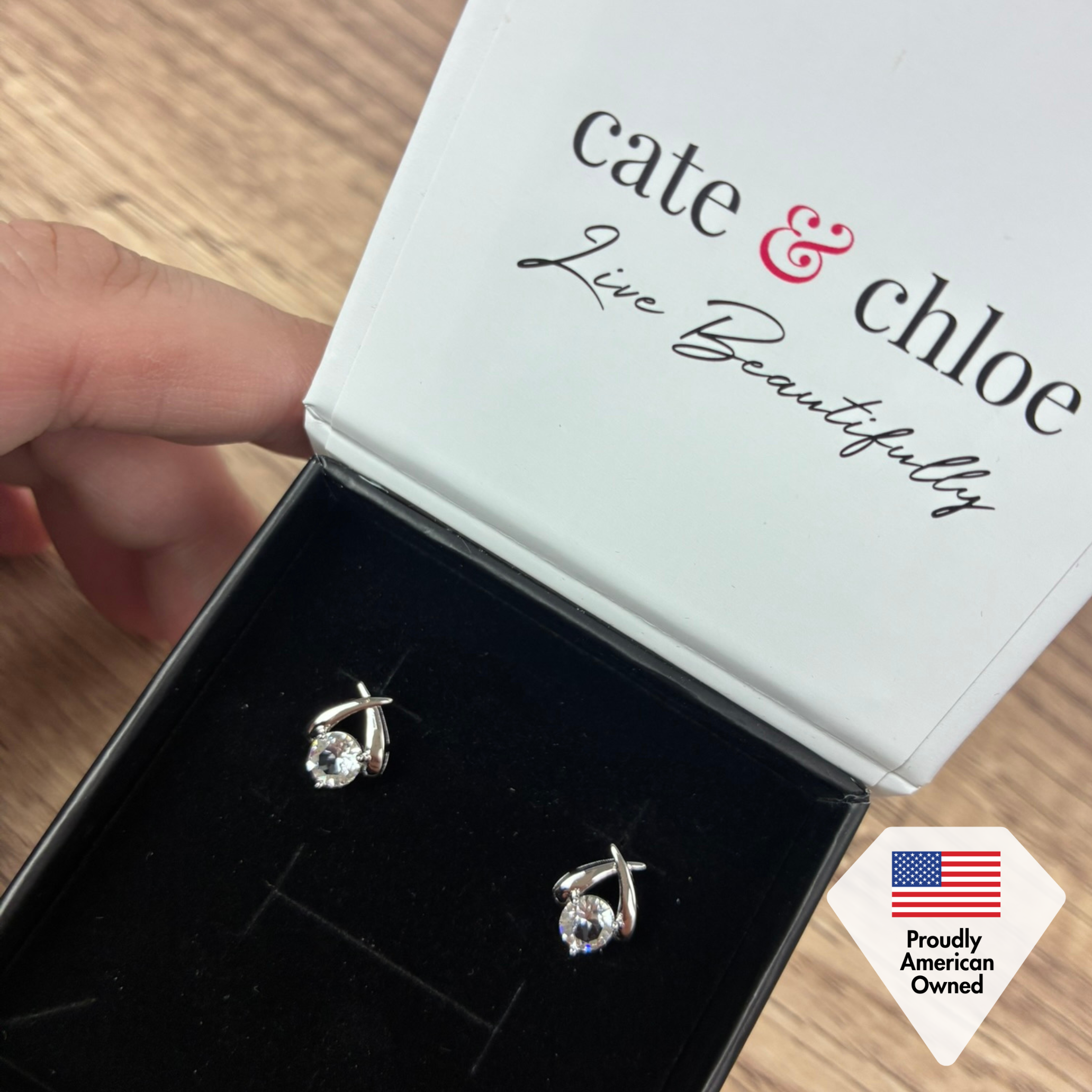 Eloise Modest 18k 白金镀金耳钉光环耳环配单颗圆形切割施华洛世奇水晶