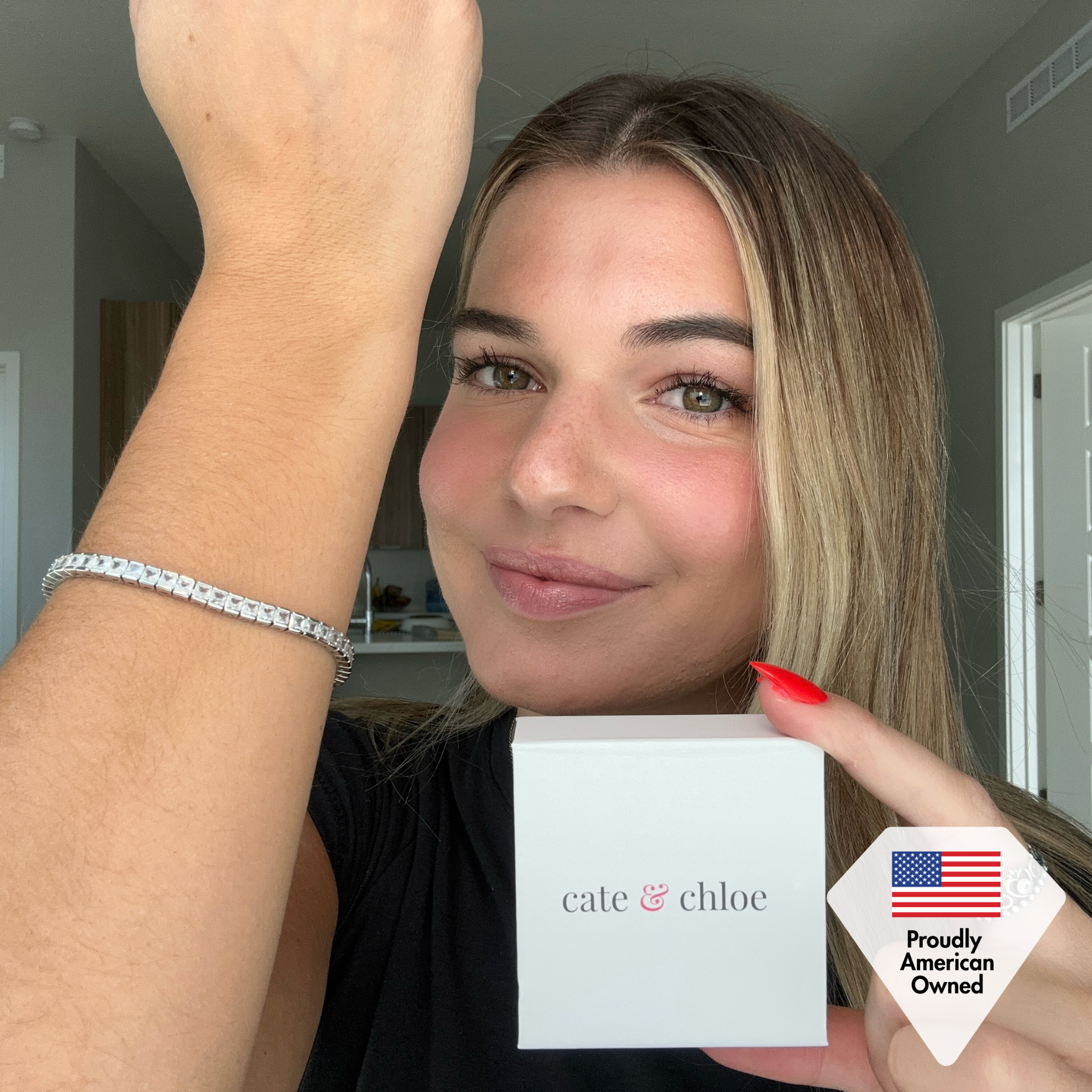 Leila 18k White Gold Plated  Tennis Bracelet with Simulated Diamond Crystals