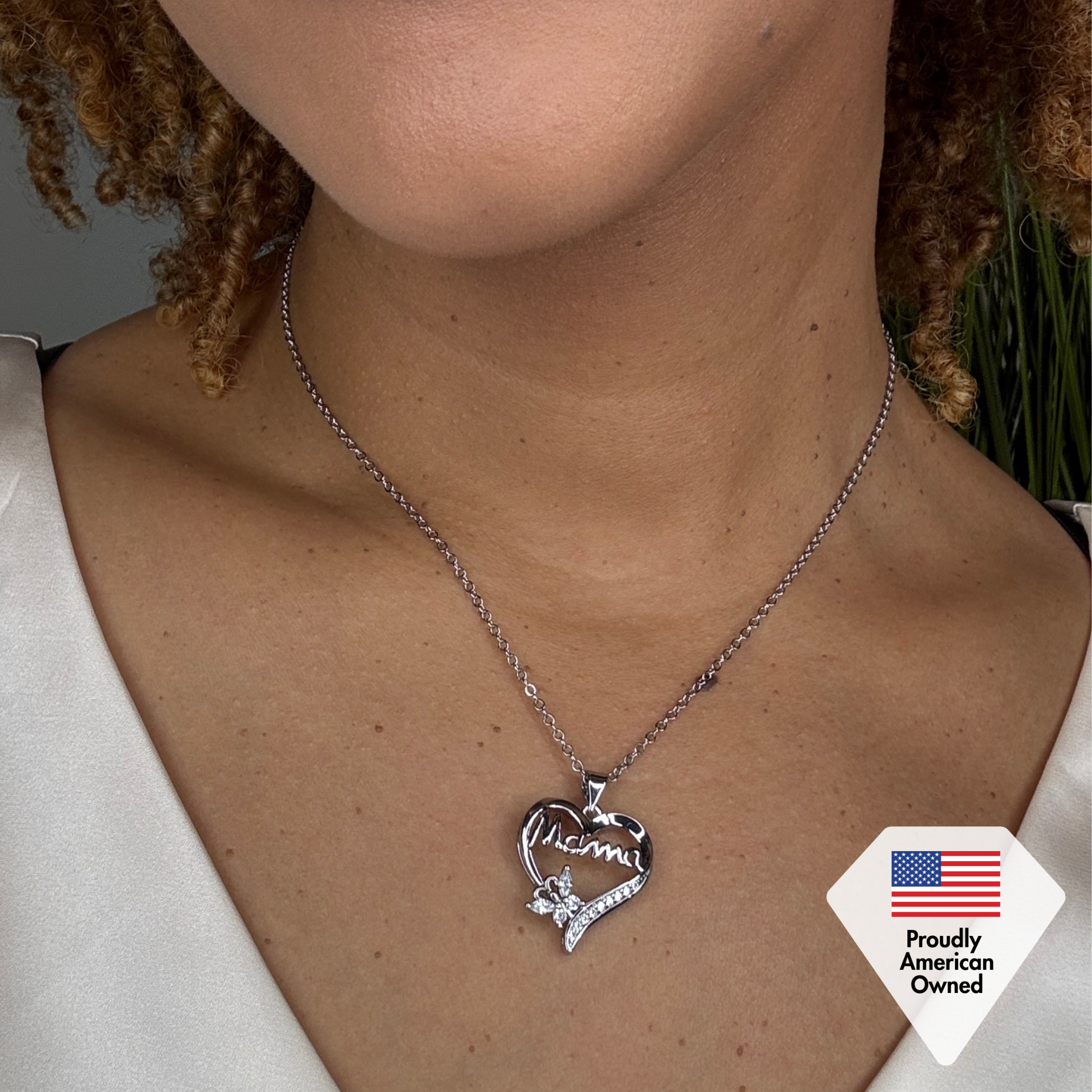 Mavis 18k White Gold Plated Mama Heart Pendant Necklace with Simulated Diamond Crystals